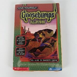 Alone in Snakebite Canyon (Give Yourself Goosebumps - 26) Paperback R.L. STINE